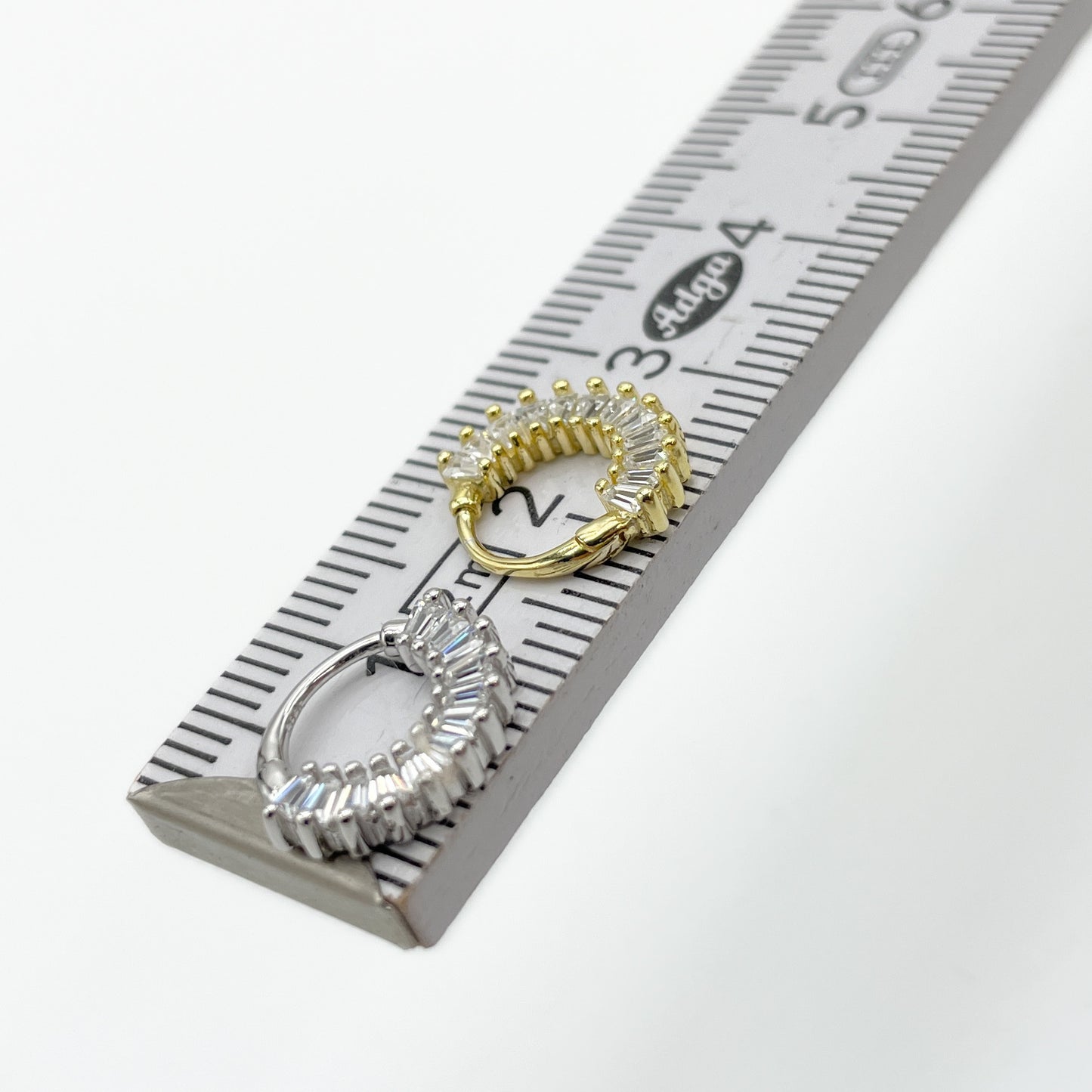 Daith Piercing 925 Silber vergoldet baguette