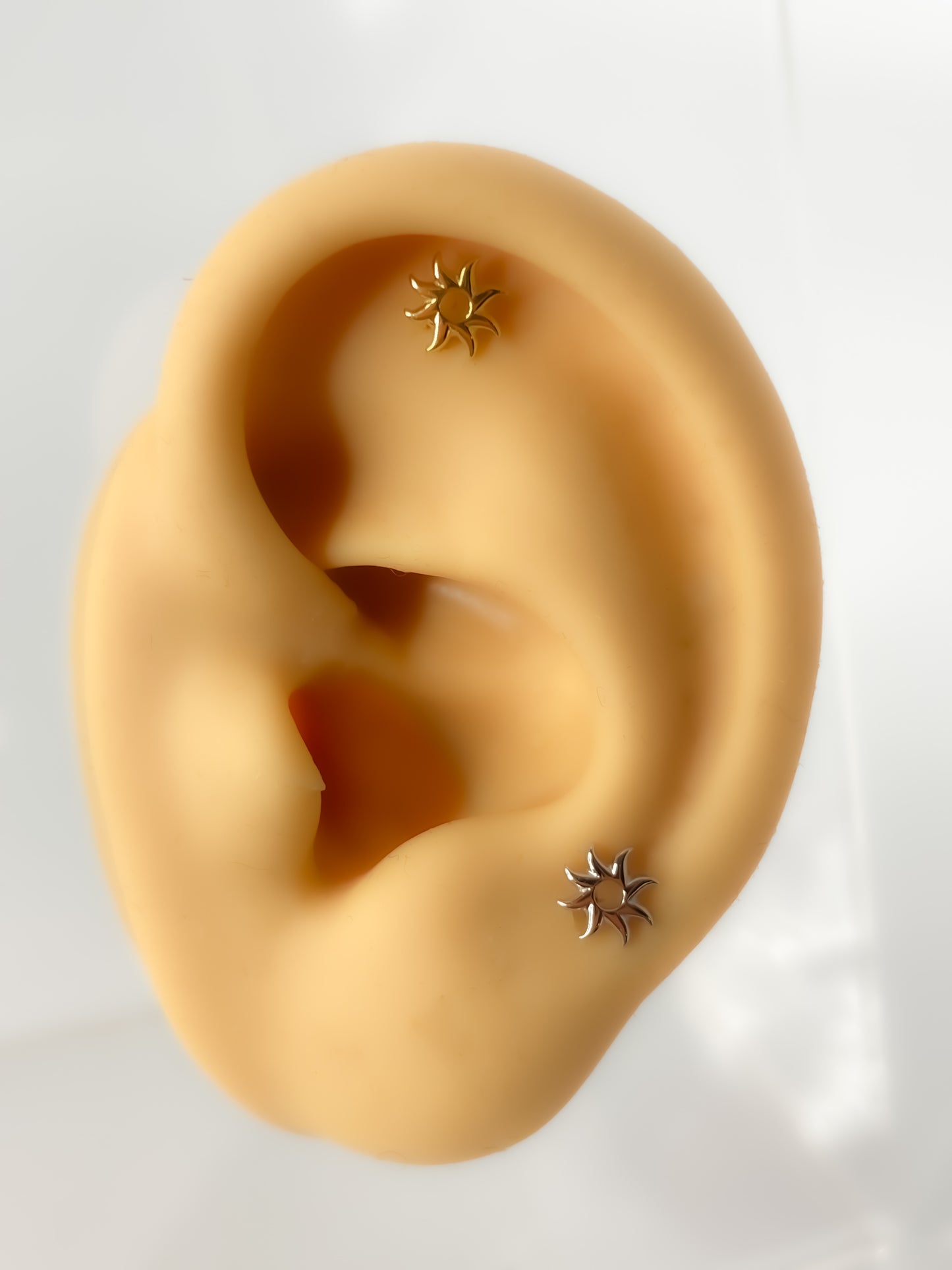 Piercing Nr.196 Helix 925 silber vergoldet sonne sun stud